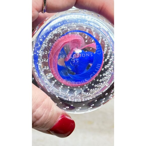 Vintage Caithness Scotland Red And Blue Swirl Controlled Bubbles Paperweight - Picture 5 of 5